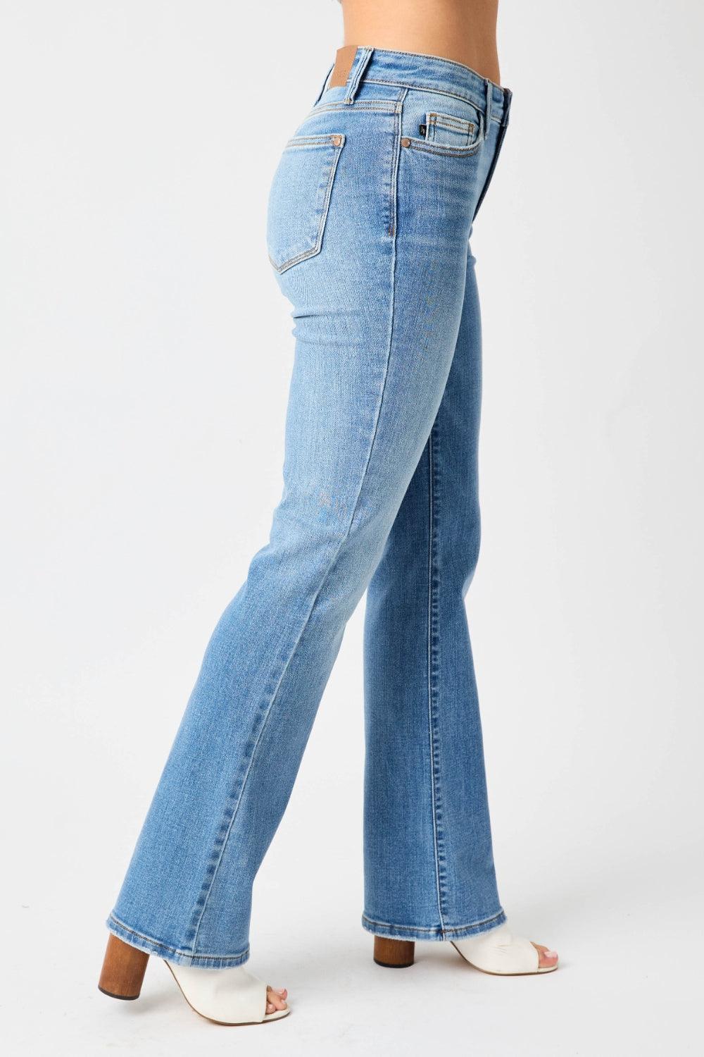 Judy Blue Full Size Mid-Rise Waist Straight Jeans - Hatuti