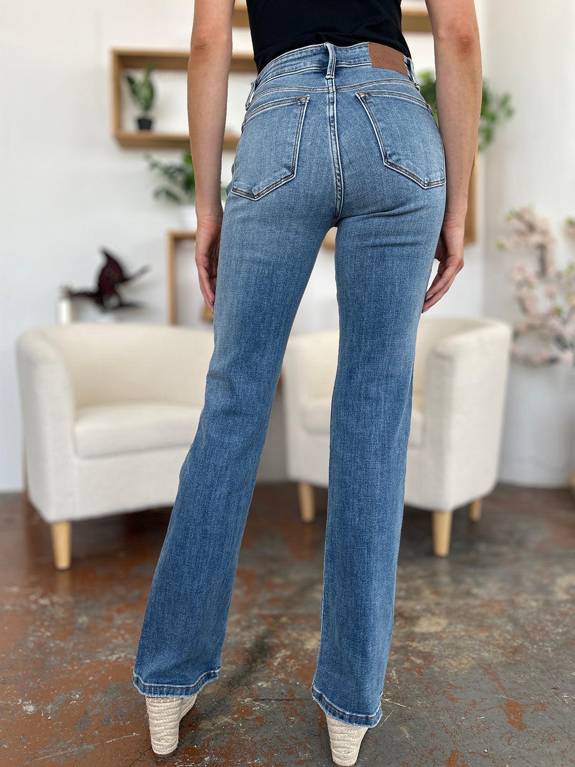 Judy Blue Full Size Mid-Rise Waist Straight Jeans - Hatuti