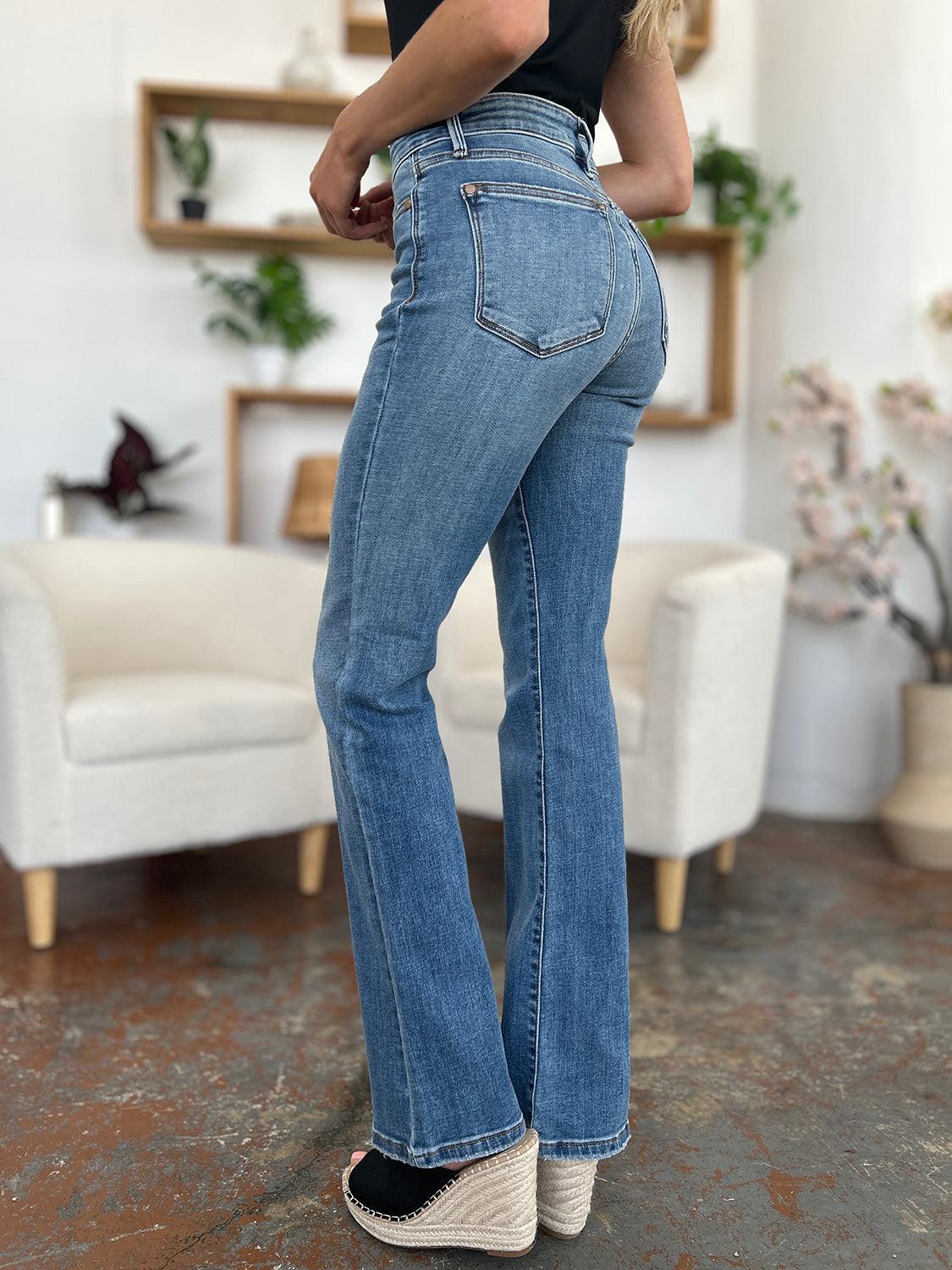 Judy Blue Full Size Mid-Rise Waist Straight Jeans - Hatuti