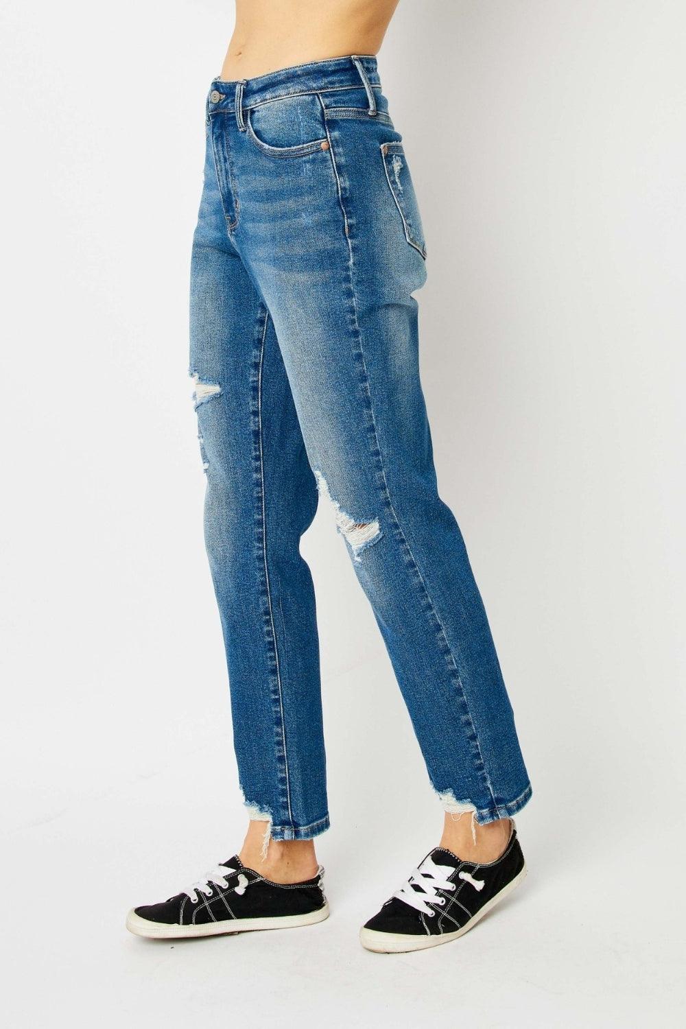 Judy Blue Full Size Queen Of Hearts Coin Pocket BF Jeans - Hatuti