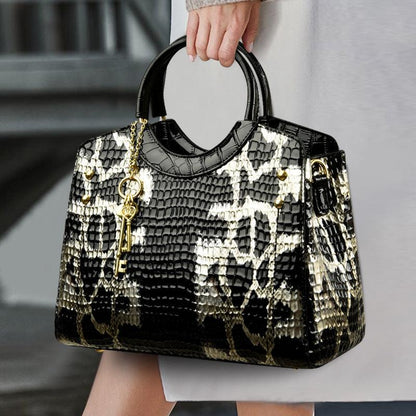 Retro Fashion Snakeskin Pattern Portable Big Bag - Hatuti