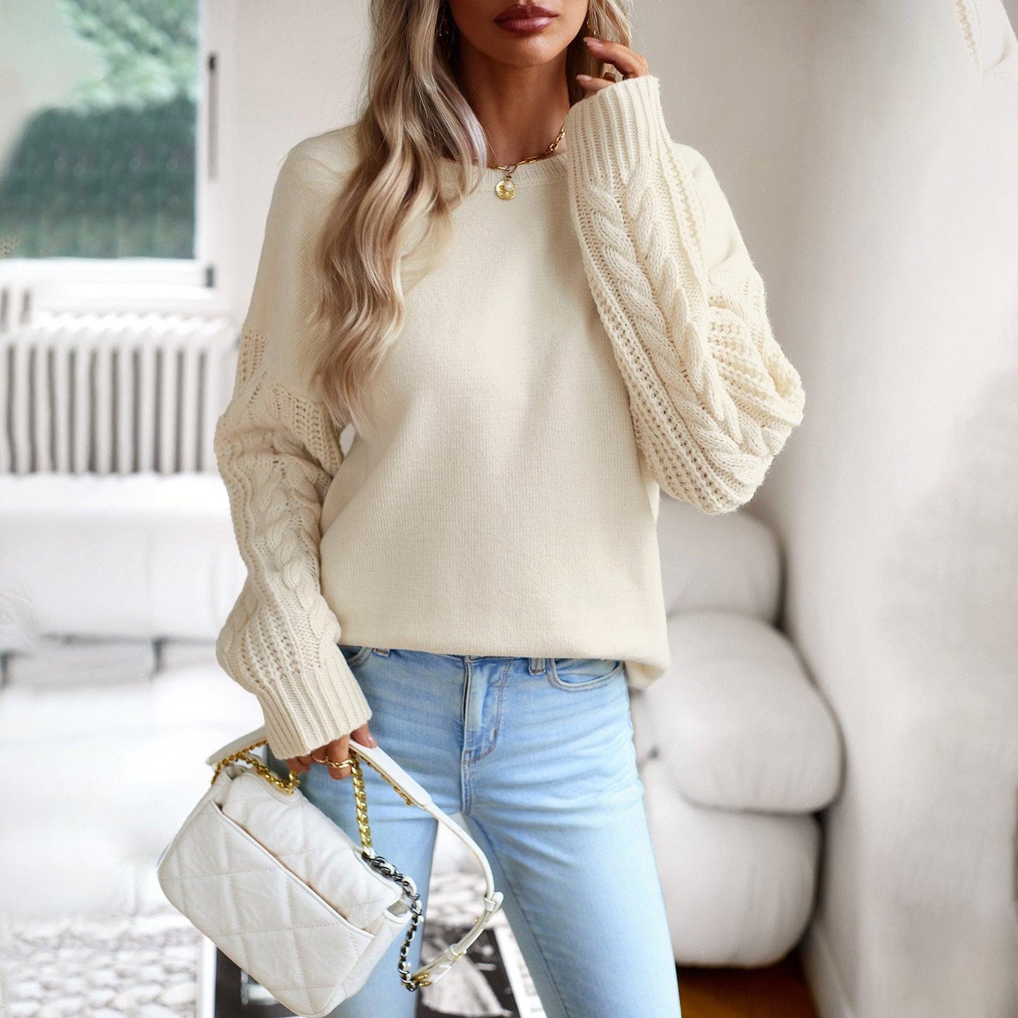 Simple Round Neck Sweater - Hatuti