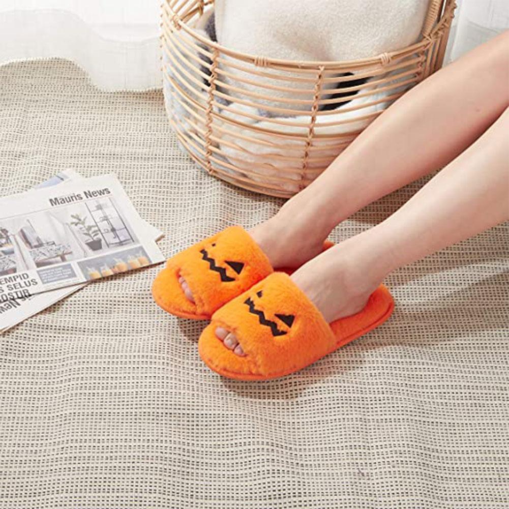 Witchy Delight Plush Slippers - Hatuti